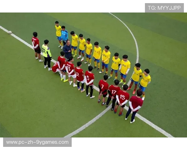 “校园足球盛大启动，青少年青春风采尽展”，校园足球2021