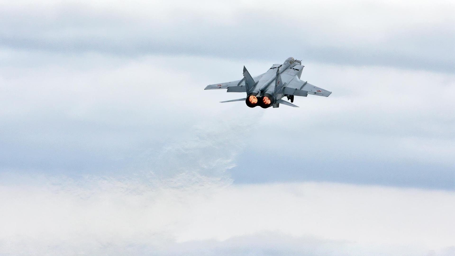 JIUYOU.COM-乌拉圭队士气高昂,期待在国际赛场创造佳绩